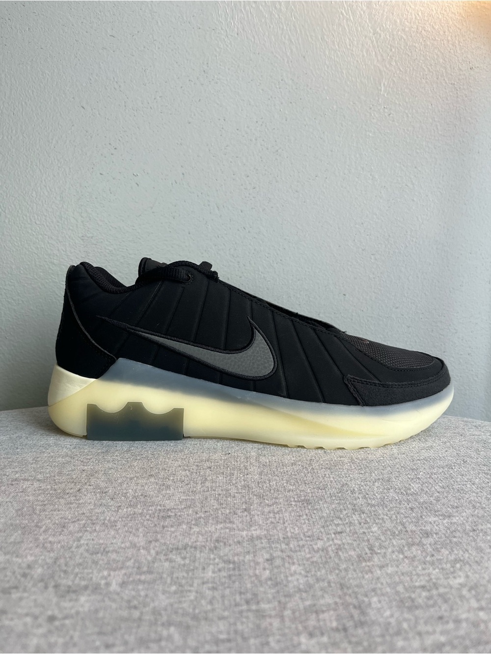 Nike LeBron Witness 9 Black Coconut Milk Men's Shoe Size 9.5 HQ8034-001​
